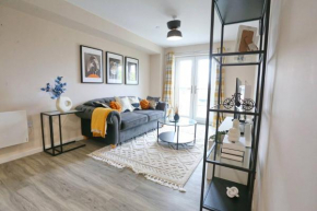 Pass the Keys Free Parking New Build Mins From Manc Old Traff